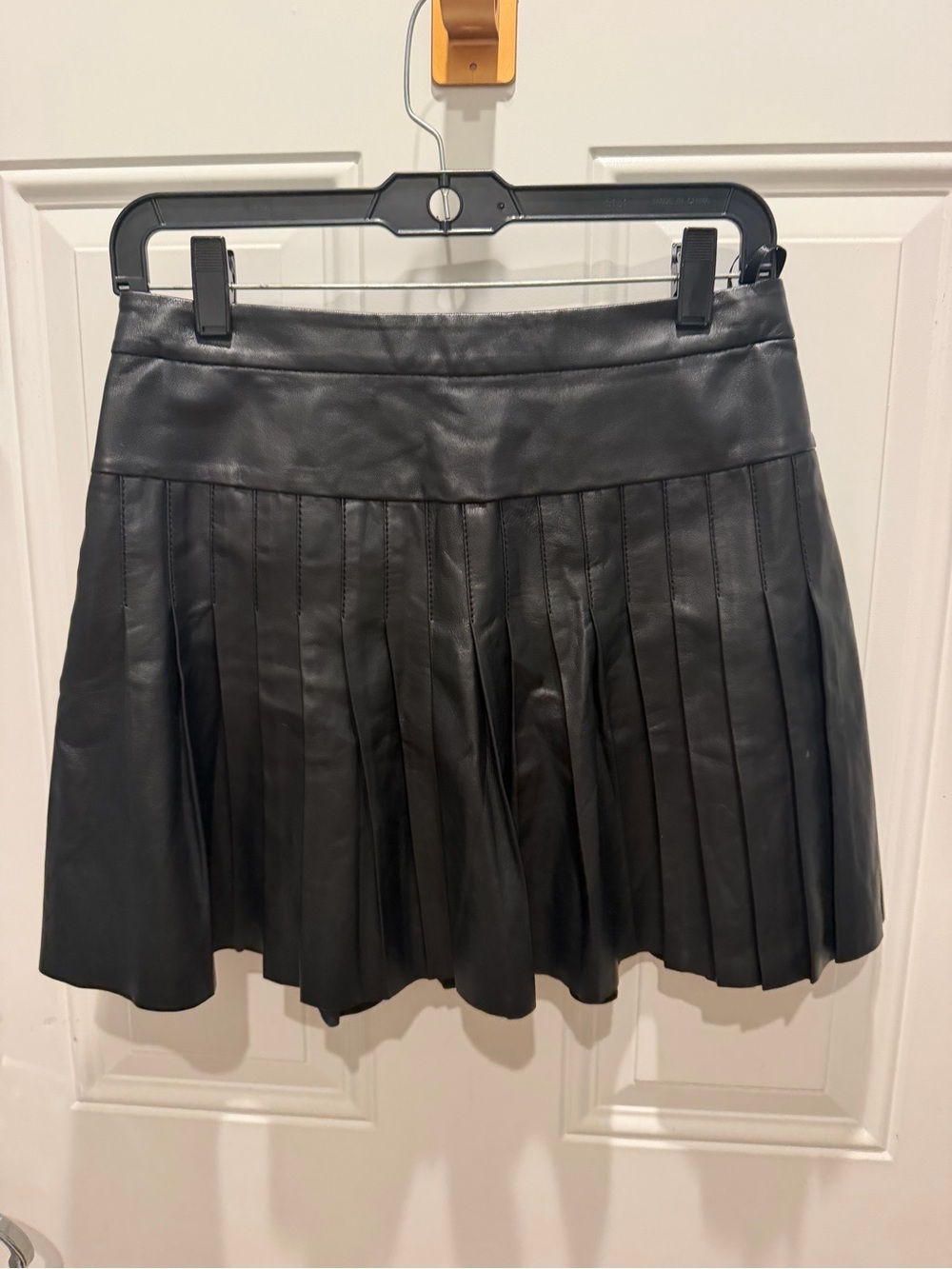 Maje pleated flared leather mini skirt - Picture 4 of 9